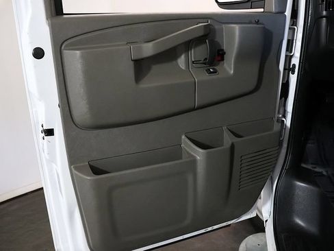 Used 2025 Chevrolet Express 2500 w/ Driver Convenience Package RWD image 19