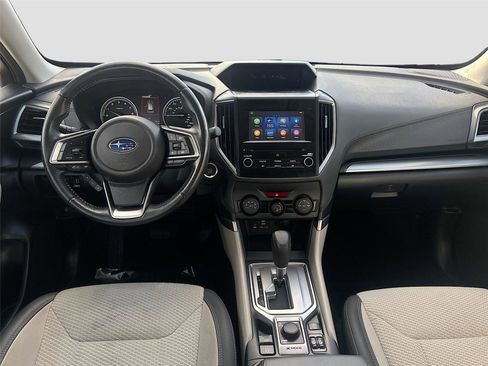 Used 2022 Subaru Forester Premium image 24