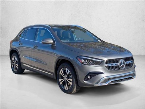 Used 2026 Mercedes-Benz GLA 250 4MATIC image 7
