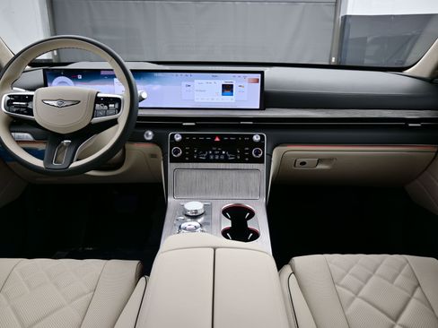 New 2025 Genesis GV80 3.5T Prestige image 9