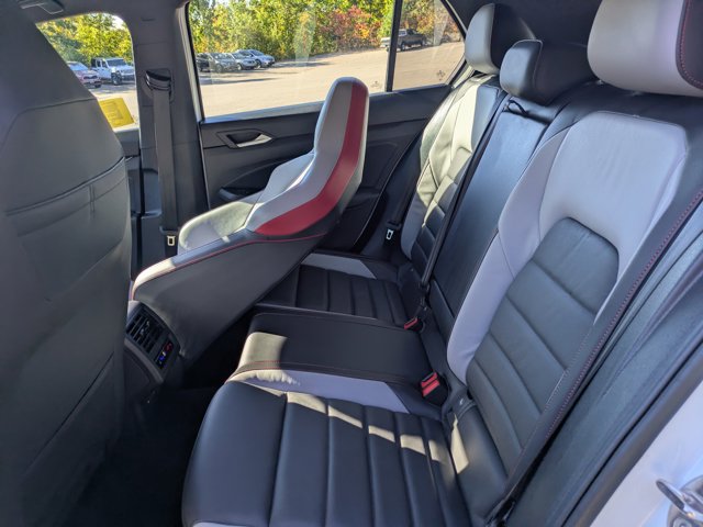 Used 2025 Volkswagen GTI Autobahn FWD image 17