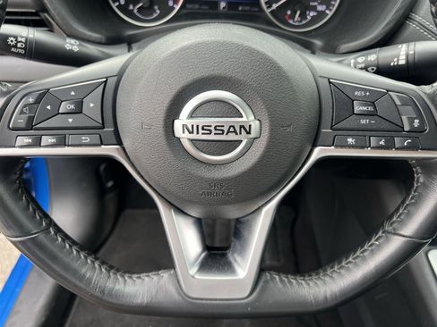 Used 2023 Nissan Sentra SV image 9