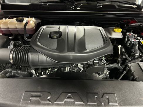 Used 2025 RAM 1500 Big Horn AWD/4WD image 26