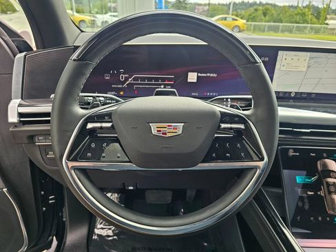 Certified 2025 Cadillac Escalade Sport w/ Touring Package AWD/4WD image 27