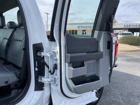 Used 2024 Ford F250 XL image 13