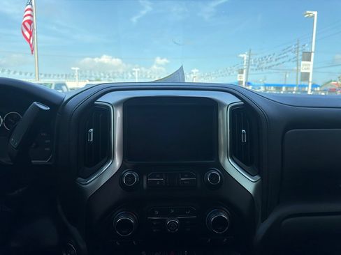 Used 2022 Chevrolet Silverado 2500 LT w/ Convenience Package AWD/4WD image 10