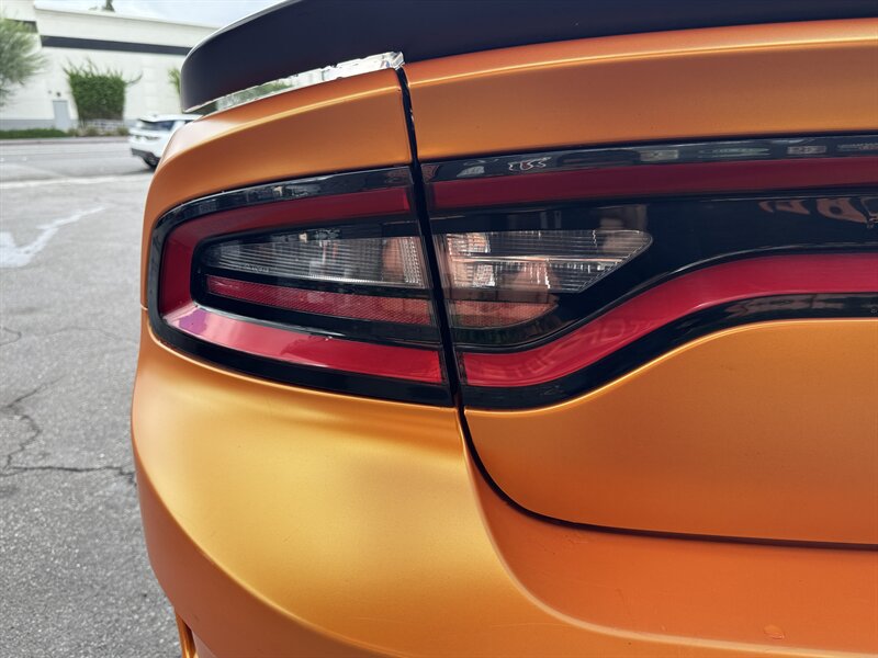 Used 2018 Dodge Charger R/T Scat Pack w/ Dynamics Package RWD image 14