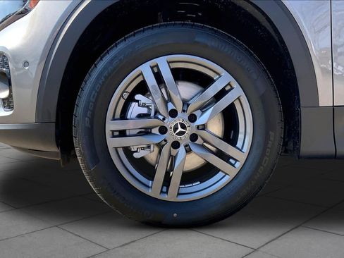 New 2026 Mercedes-Benz GLB 250 4MATIC image 15