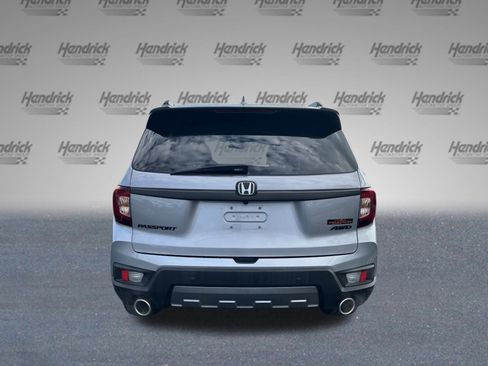 Used 2023 Honda Passport TrailSport image 6