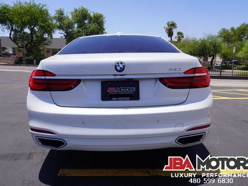 Used 2018 BMW 750i RWD image 62