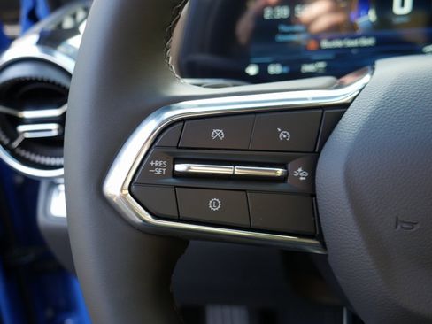 New 2026 Chevrolet Equinox ACTIV w/ Convenience Package III image 13