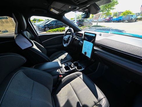 New 2025 Ford Mustang Mach-E GT w/ Interior Protection Package AWD/4WD image 22