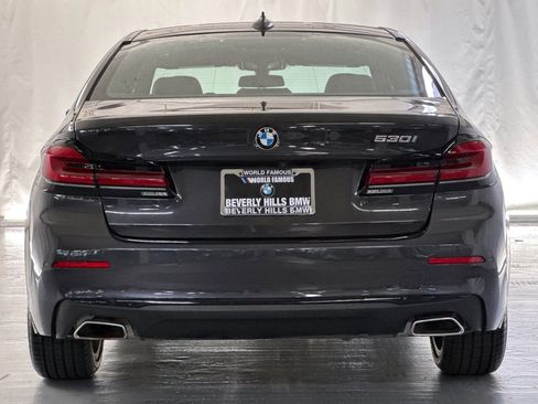 Used 2023 BMW 530i w/ Convenience Package image 9
