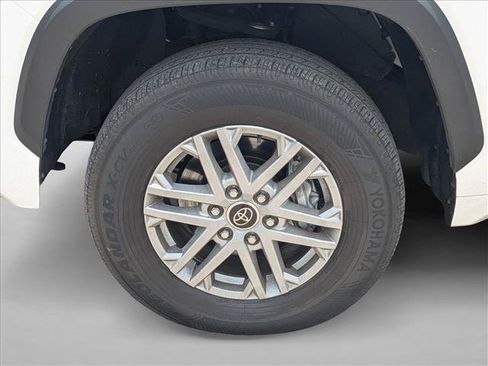 Used 2023 Toyota Tundra SR5 AWD/4WD image 10