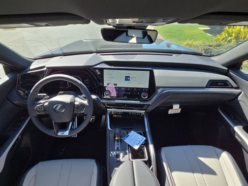 New 2026 Lexus TX 500h AWD image 22