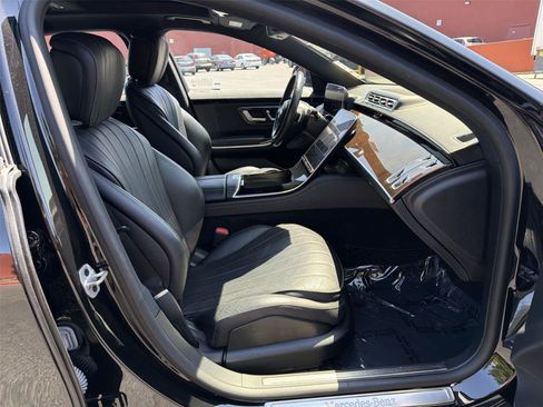 Used 2023 Mercedes-Benz S 500 4MATIC image 15