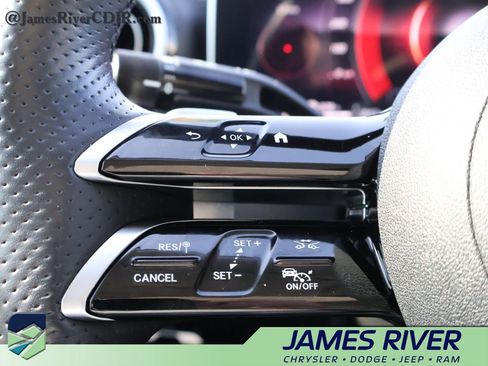 Used 2024 Mercedes-Benz C 300 4MATIC Sedan image 27