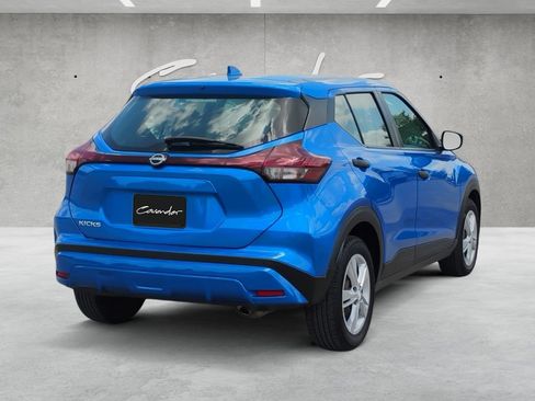 Used 2022 Nissan Kicks S FWD image 13