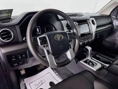Used 2018 Toyota Tundra SR5 AWD/4WD image 9