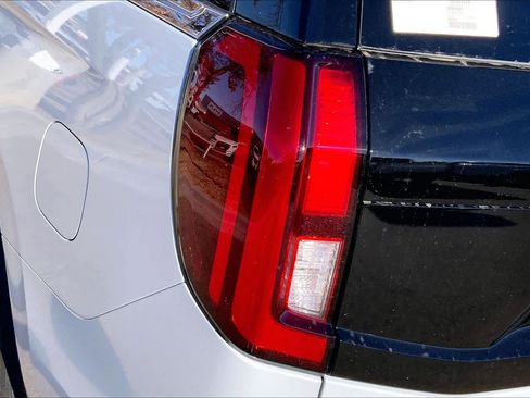 New 2025 Ford Expedition Active image 14