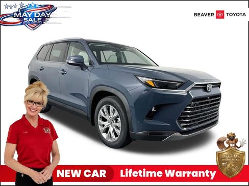 New 2026 Toyota Grand Highlander FWD image 1