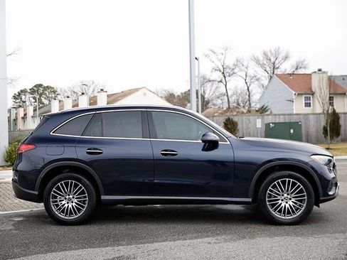 Used 2024 Mercedes-Benz GLC 300 GLC 300 image 4