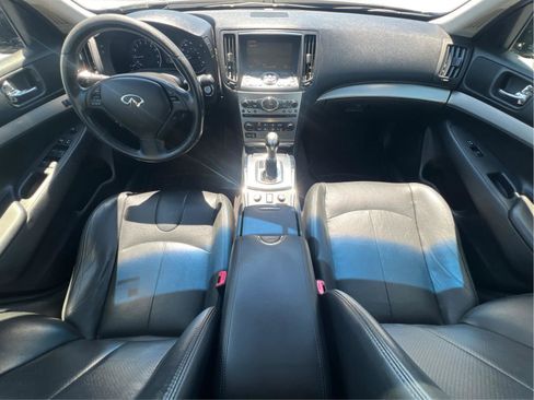 Used 2013 INFINITI G37 x Sedan w/ Premium Pkg AWD/4WD image 2