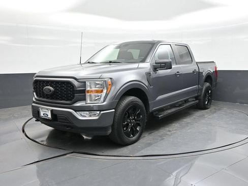 Certified 2022 Ford F150 XL w/ STX Black Appearance Package AWD/4WD image 23