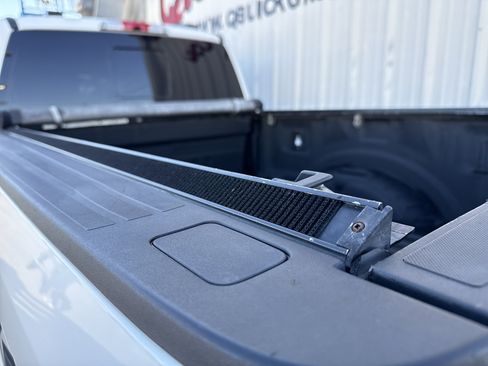 Used 2022 Ford F250 Platinum image 12