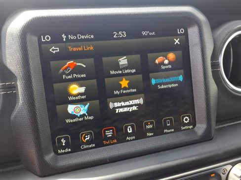 Used 2022 Jeep Wrangler Unlimited Sahara AWD/4WD image 9