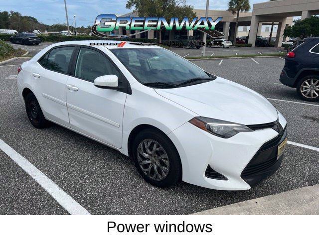 Used 2017 Toyota Corolla LE w/ Carpet Mat Package (TMS) FWD image 4
