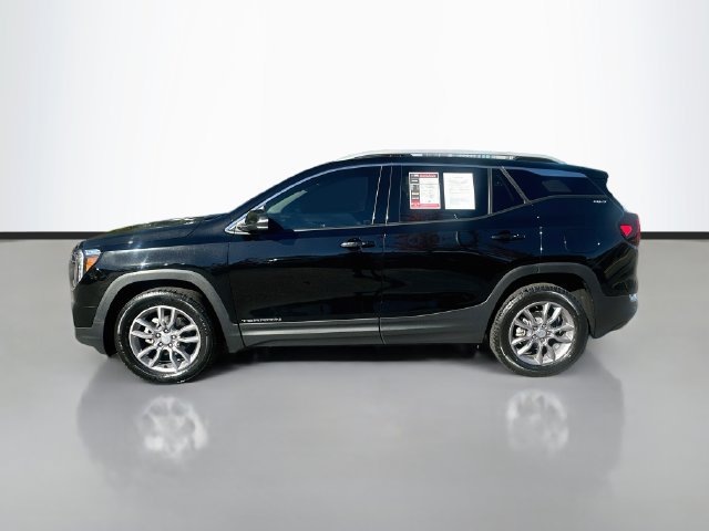 Used 2024 GMC Terrain SLT AWD/4WD image 8