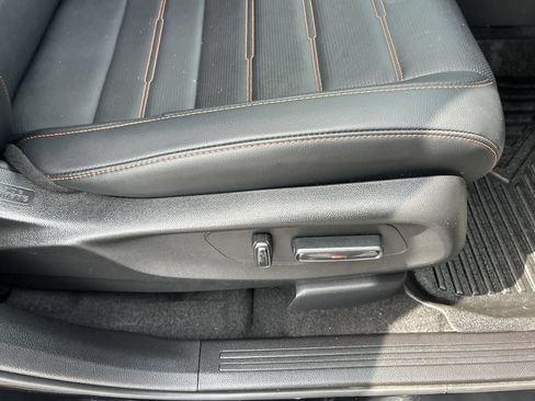 Used 2025 Honda CR-V Sport-L image 14
