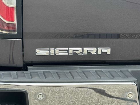 Used 2016 GMC Sierra 1500 SLT w/ SLT Premium Package AWD/4WD image 13