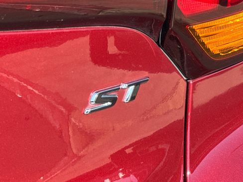 Certified 2023 Buick Encore GX Select w/ Sport Touring Package image 12