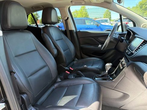 Used 2018 Buick Encore Premium w/ Experience Buick Package AWD/4WD image 11