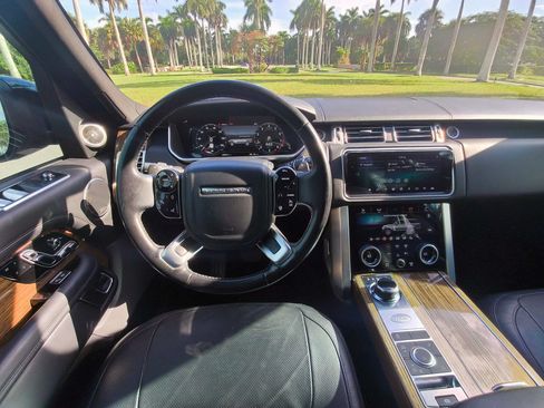 Used 2019 Land Rover Range Rover HSE AWD/4WD image 8