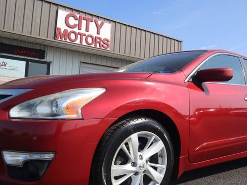 Used 2015 Nissan Altima 2.5 SV FWD image 24