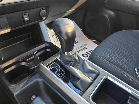 Used 2017 Toyota Tacoma 2WD Double Cab image 20