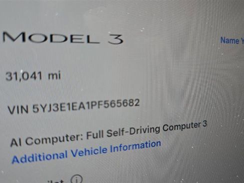 Used 2023 Tesla Model 3 Standard Range RWD image 5