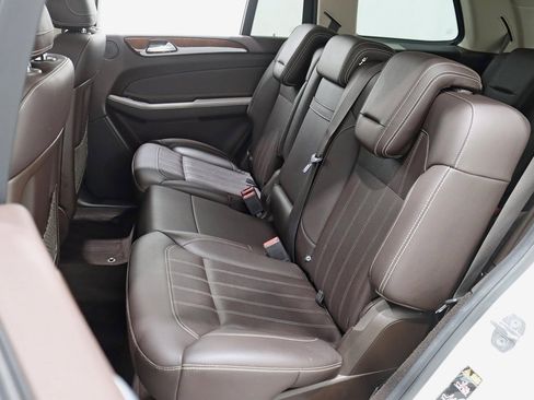 Used 2019 Mercedes-Benz GLS 450 4MATIC image 25