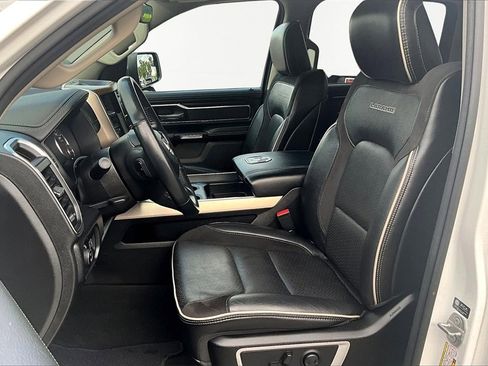 Used 2022 RAM 1500 Laramie image 25
