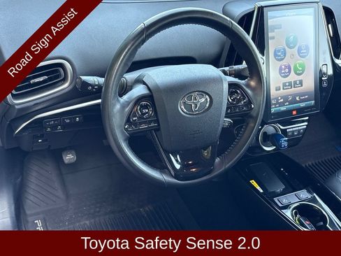 Used 2021 Toyota Prius Prime Limited FWD image 11