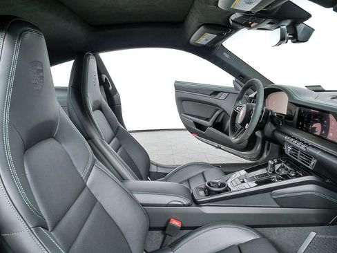 Used 2026 Porsche 911 Carrera GTS image 22