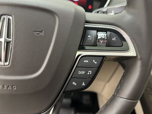 Used 2020 Lincoln Nautilus Reserve w/ Equipment Group 201A AWD/4WD image 19
