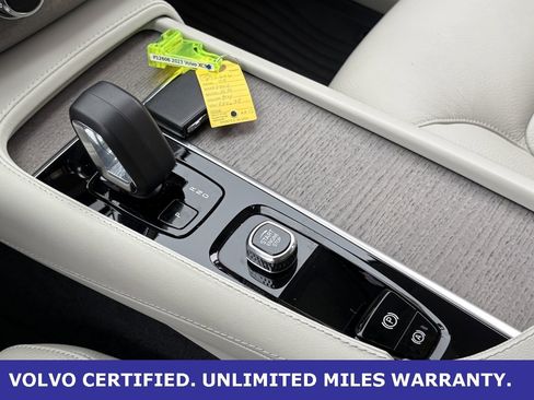 Certified 2023 Volvo XC90 T8 Plus w/ Protection Package Premier image 20