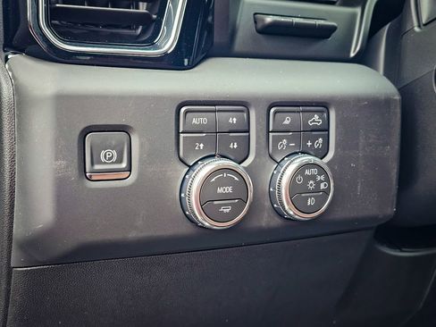 New 2026 GMC Sierra 1500 Denali Ultimate image 16