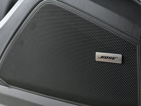 Certified 2025 Porsche Cayenne Coupe image 7