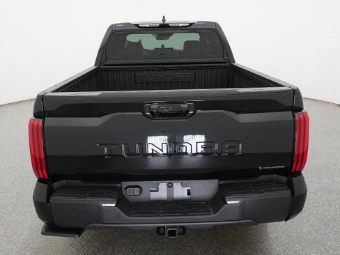 New 2026 Toyota Tundra Limited AWD/4WD image 10