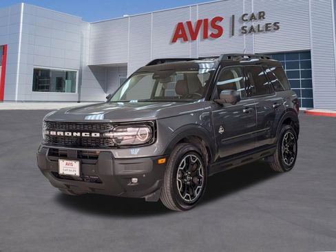 Used 2025 Ford Bronco Sport Outer Banks w/ Outer Banks Tech Package+ AWD/4WD image 1